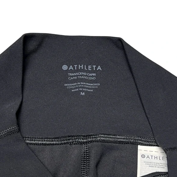 NWOT Athleta Transcend Capri Leggings In Black Activewear Women’s Size Medium - Picture 4 of 7
